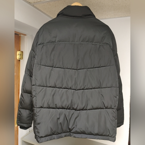 Calvin Klein Oversized Puffer Jacket - Picture 3 of 3